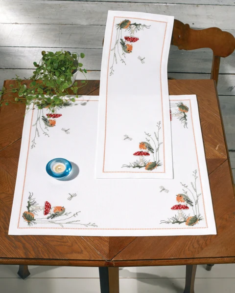 Broderikit Rødkælk og svamp 56 x 56 cm