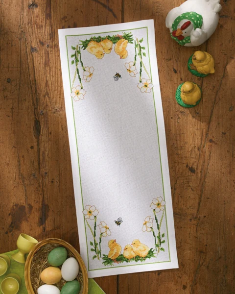 Broderikit Kom alle mine kyllinger 24 x 63 cm