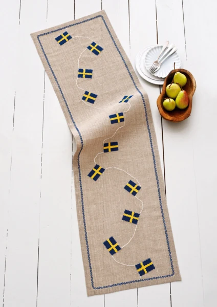 Broderikit Svensk flag 33 x 116 cm