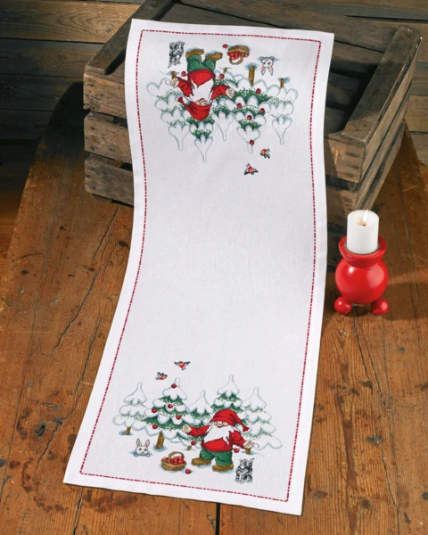 Broderikit Nisse & juletræ 34 x 92 cm
