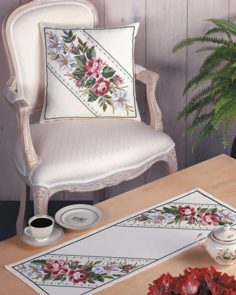 Broderikit Blomster 40 x 40 cm