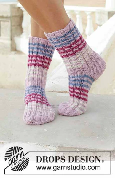 189-36 Berry Waves by DROPS Design