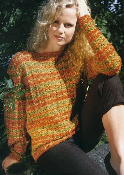 131 Hullstrikket genser