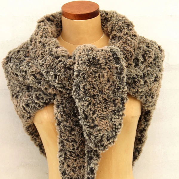 Go Handmade Granny Sjal Fur Lux