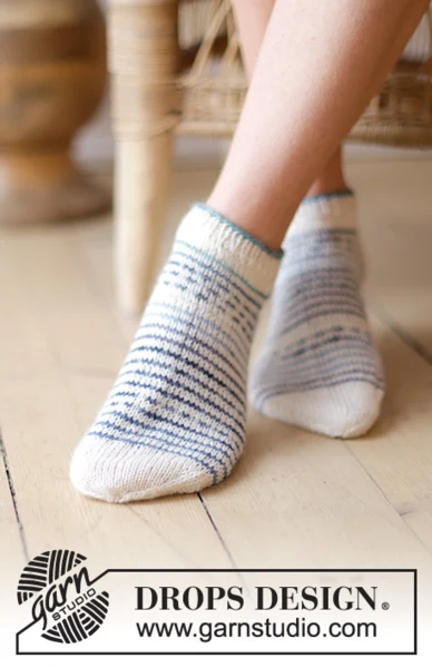 238-28 Wave Dancer by DROPS Design