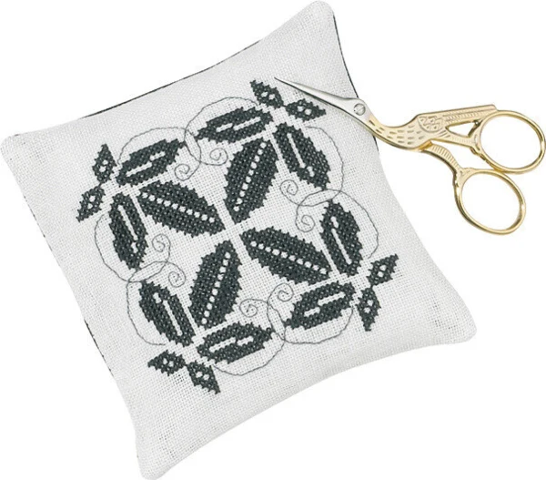 Broderikit Nålepude, blade 11 x 11 cm