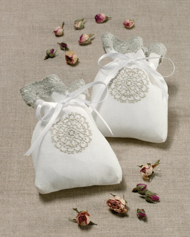 Broderikit Duftposer Cirkel 2 pk 12 x 15 cm