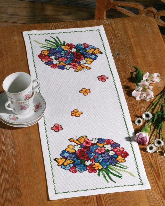 Broderikit Blomsterbuket 23 x 60 cm