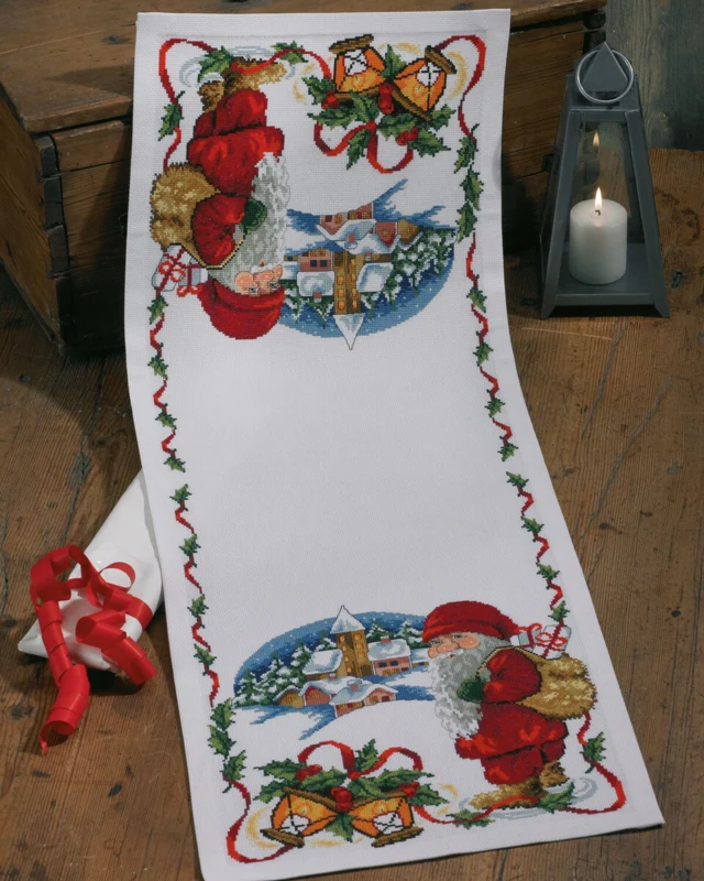 Broderikit Nisse og landsby 34 x 89 cm