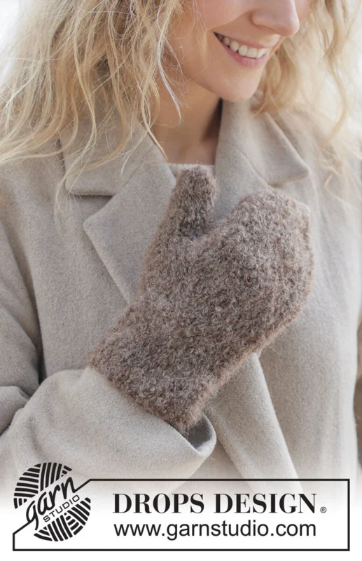 261-61 Frosted Bark Mittens by DROPS Design