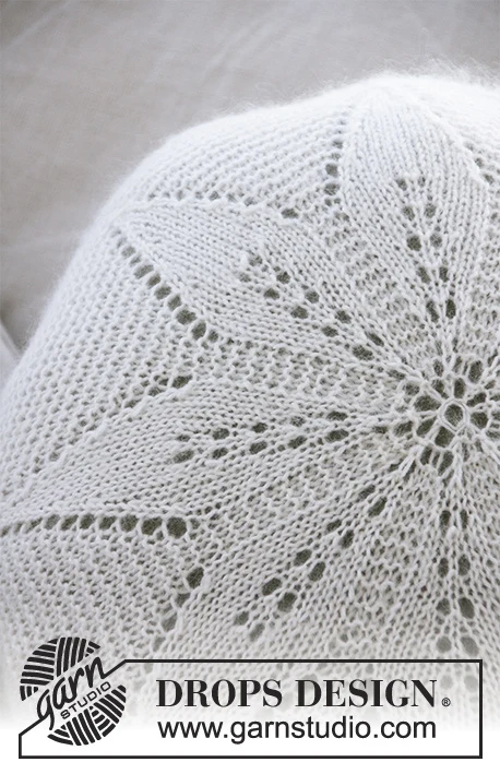 White Flower Pillow by DROPS Design