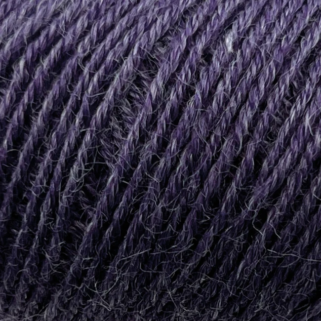Onion Nettle Sock Yarn 1009 Mørk lilla