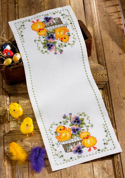 Broderikit Kyllinger i kurven