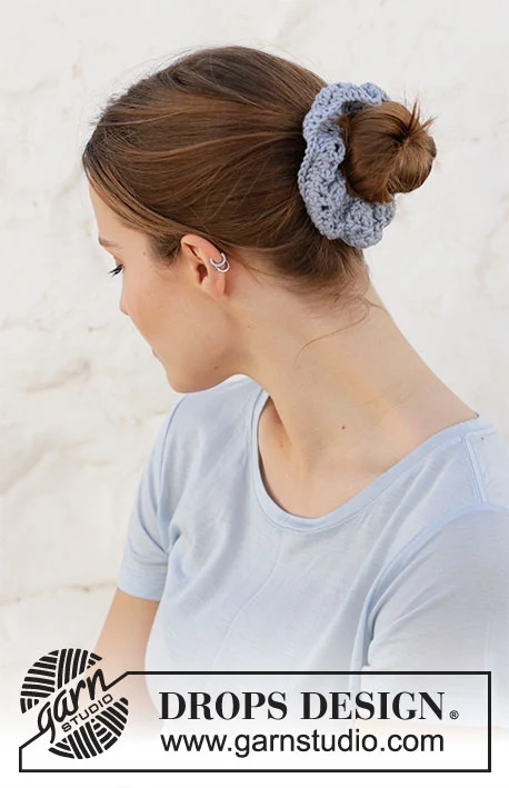 209-12 Seaside Scrunchie by DROPS Design