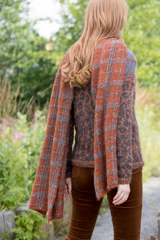 DSA71-03 Zibiah Mønstergenser, storskjerf og lue Terracotta