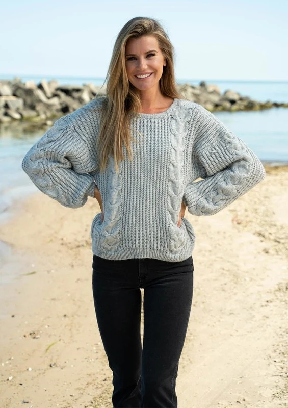 1809 Sweater med fletning