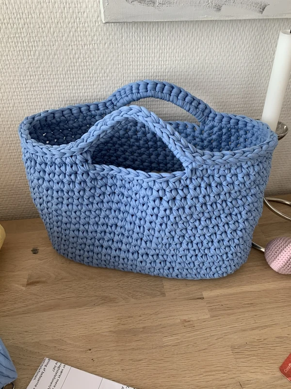 Stor Taske med hank i stof garn