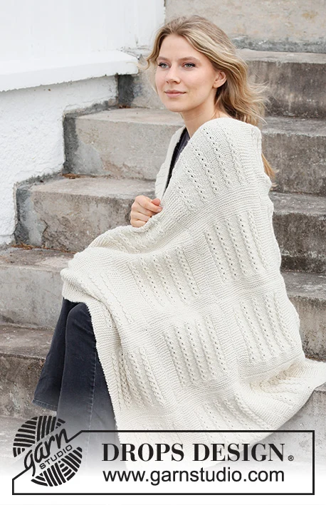 214-52 Snow Blocks by DROPS Design