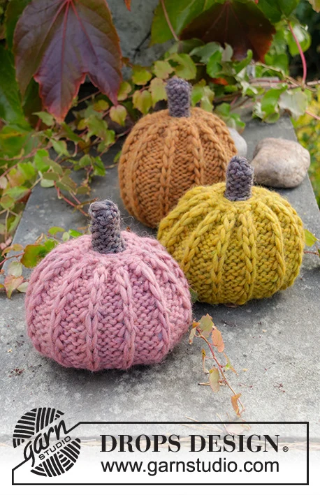 0-1500 Cinderella's Pumpkins by DROPS Design