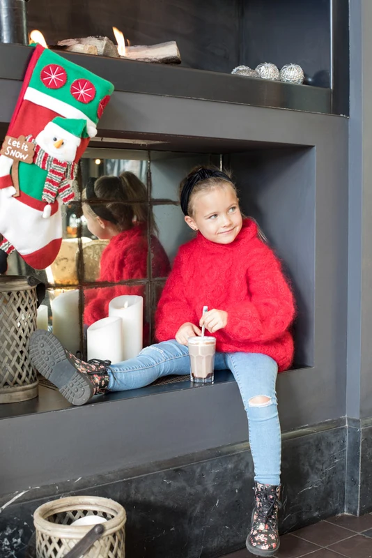 DG374-09 Thelma Kids