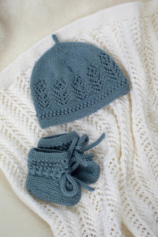 DG422-01 Millian & Milla Hentesett