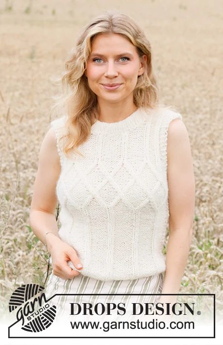 220-8 White Meadow Top by DROPS Design