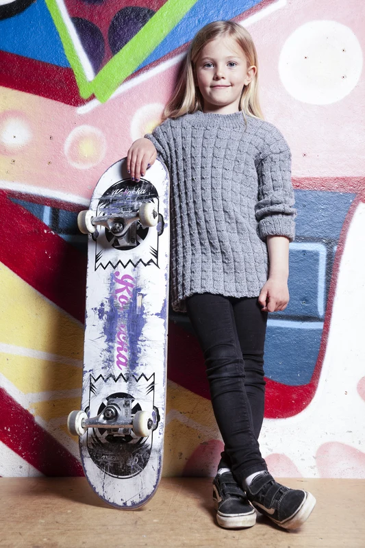 2638 Børnebluse med snoninger