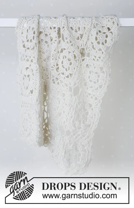 13-20 Daisy Meadow by DROPS Design