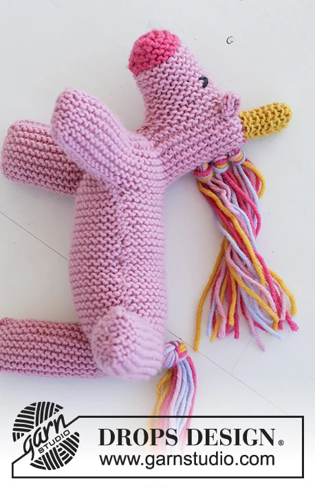 37-18 Rainbow the Unicorn by DROPS Design