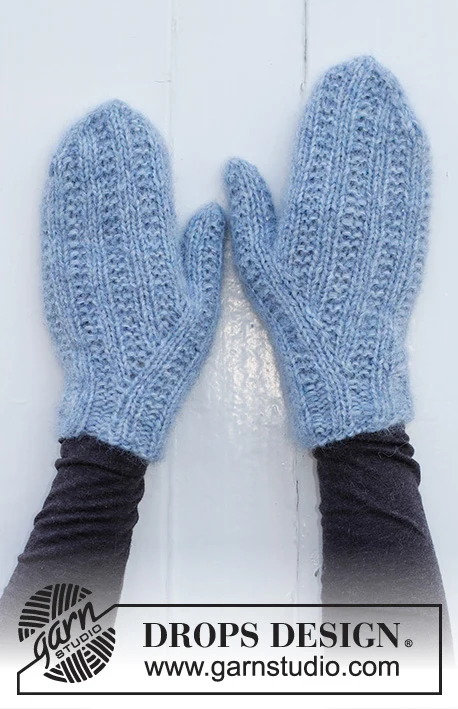 214-30 Winter Powder Set by DROPS Design