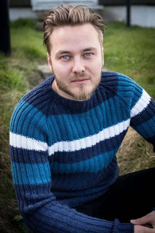 1703 - Herresweater i rib