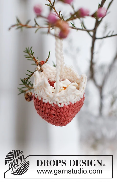 0-1539 Easter Surprise by DROPS Design