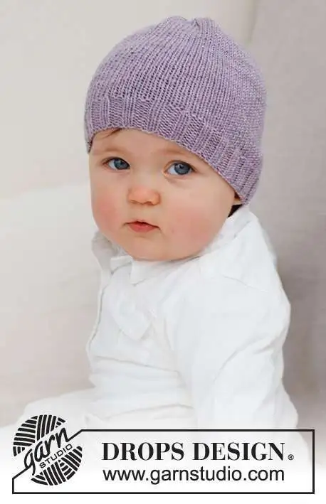 42-18 Sweetheart Beanie by DROPS Design