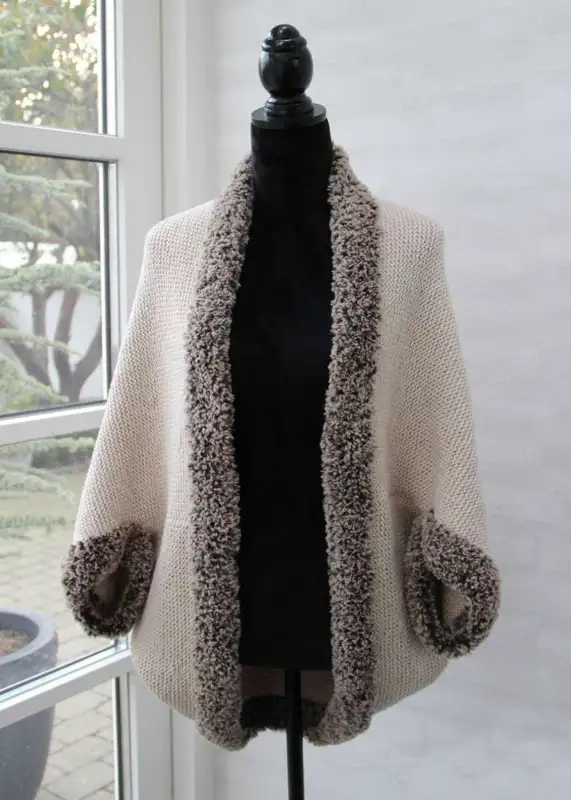 96530 Strikket Sjalsjakke