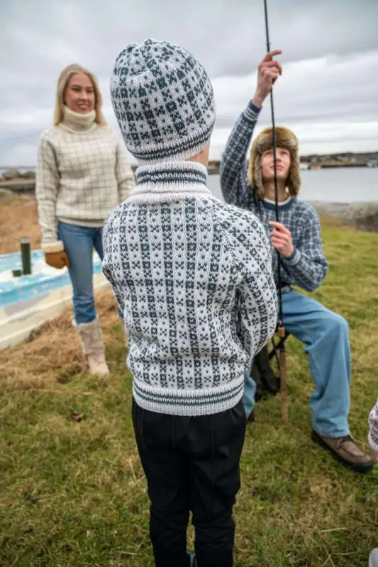 DG 449-04 ISLENDER GENSER