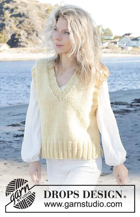 240-28 Campus Rally Vest by DROPS Design