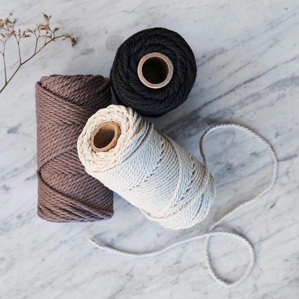 LindeHobby Macrame Lux, Knyttegarn, 4 mm