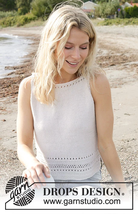 241-19 Walking on Air Top by DROPS Design