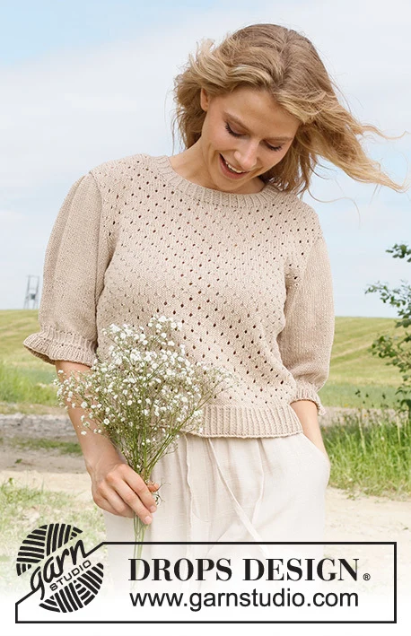 232-32 Charm Valley Top by DROPS Design