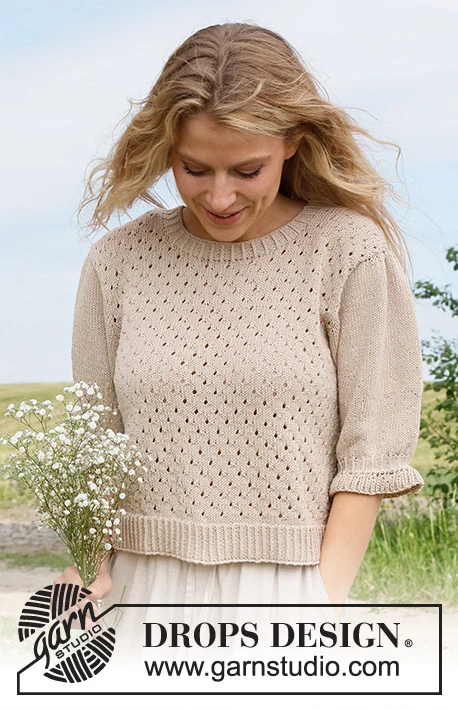 232-32 Charm Valley Top by DROPS Design