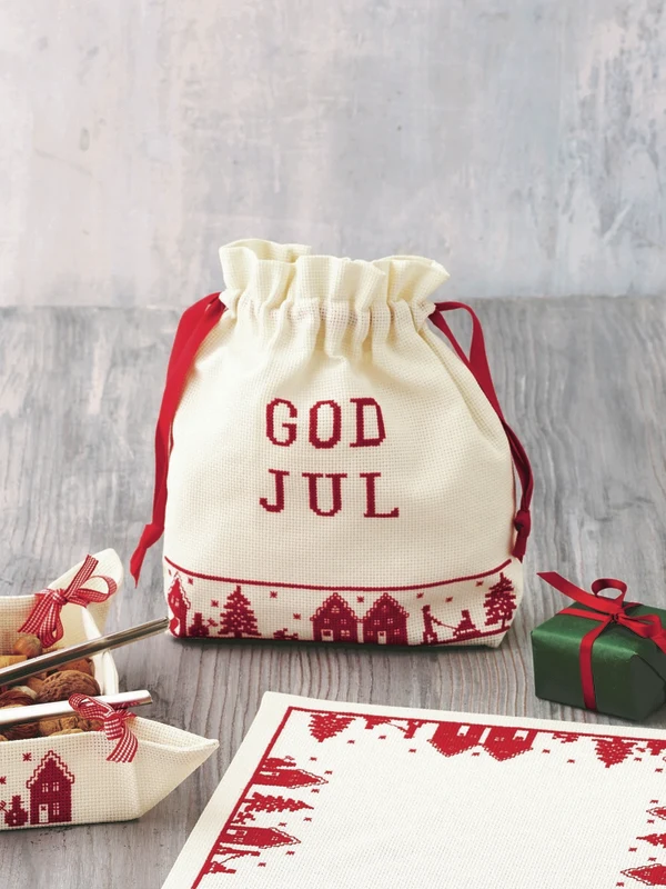 Permin Julebroderier - Nøddesæk 24x24cm