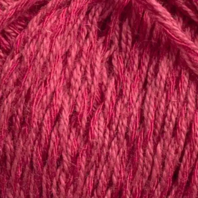 Svarta Fåret Cecilia 045 Hindbærrød