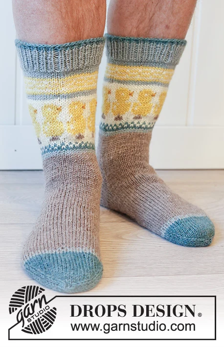 Dancing Chicken Socks by DROPS Design