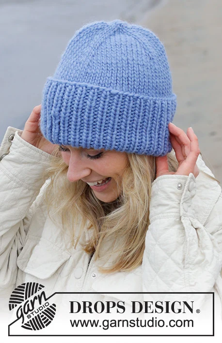 242-46 Grand Lake Hat by DROPS Design