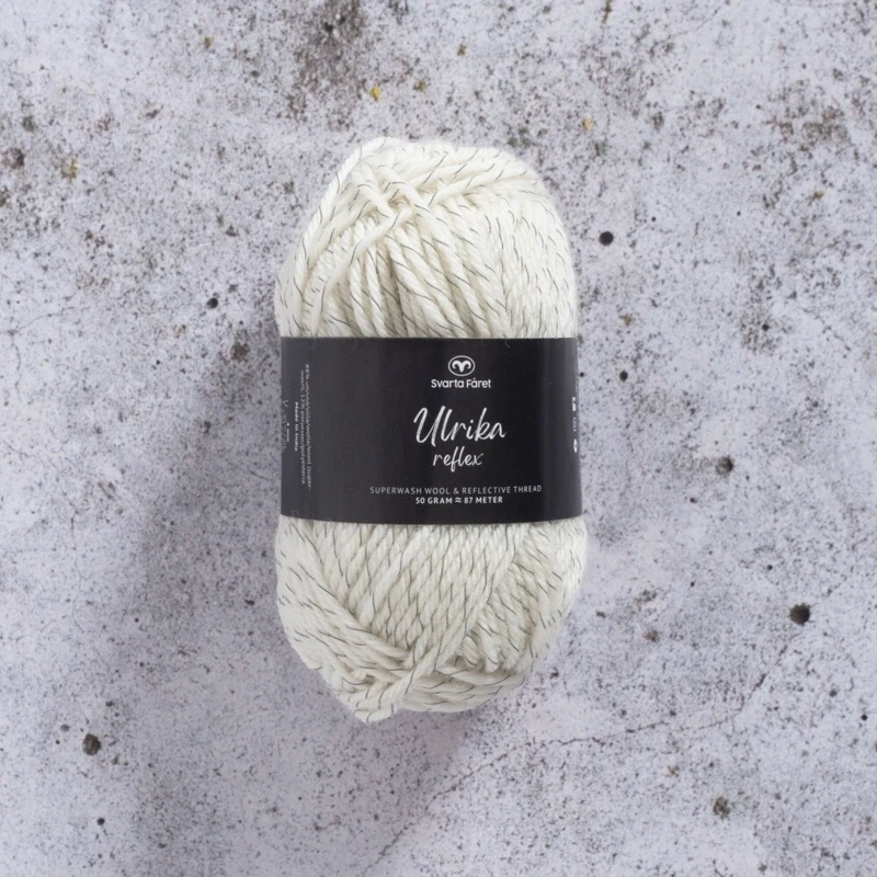 Svarta Fåret Ulrika Reflex 005 Naturlig hvid