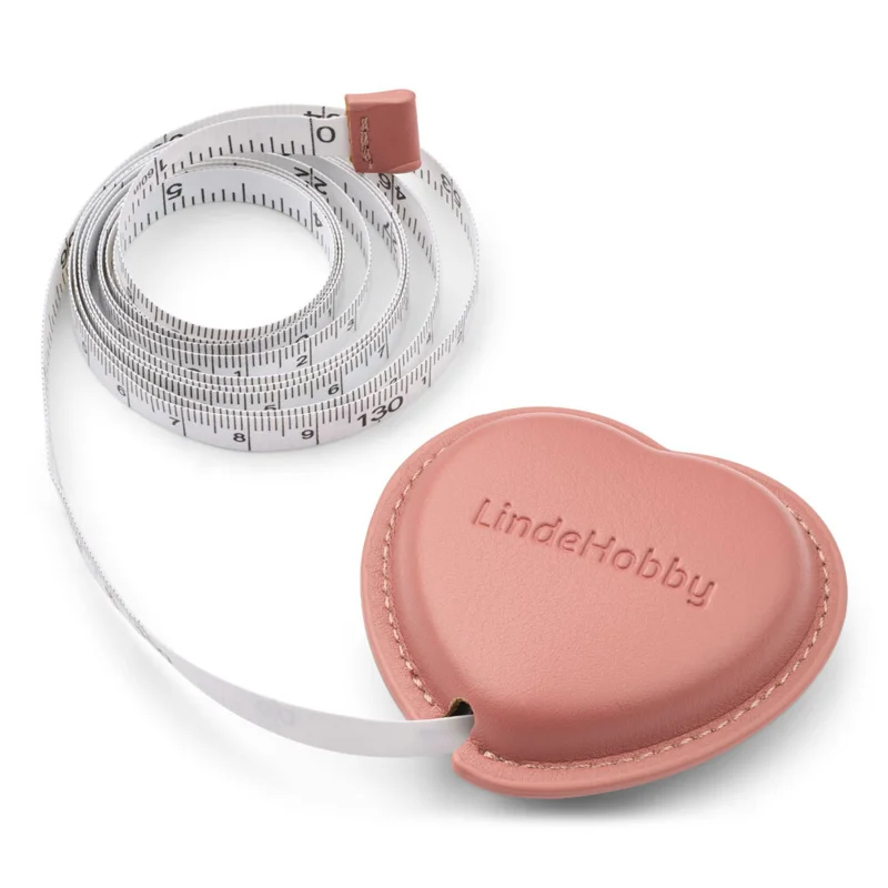 LindeHobby Udtrækkeligt Målebånd, PU-læder, Hjerte, 150 cm Mørkepink