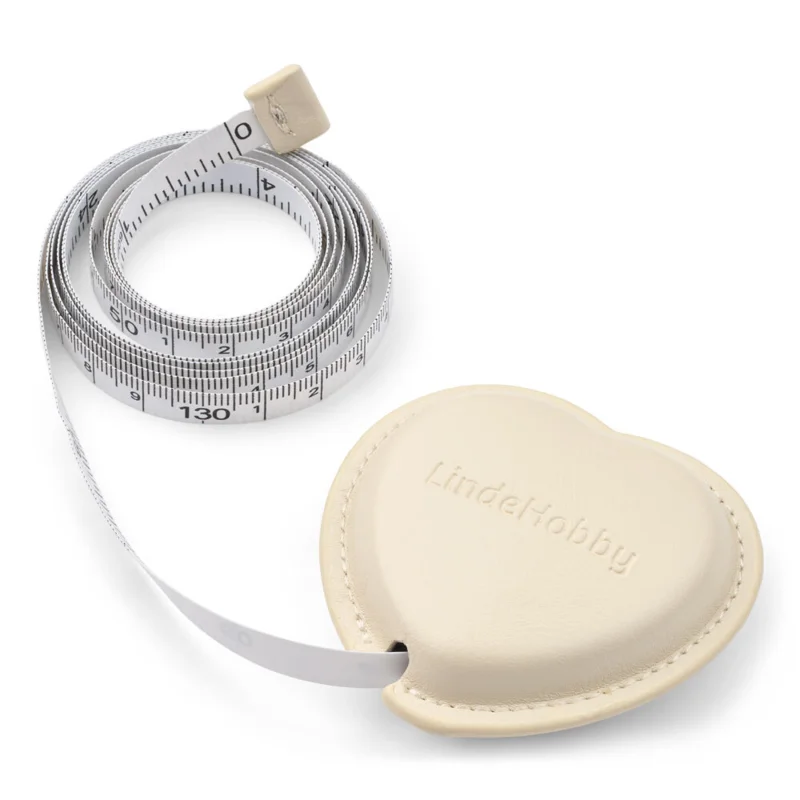 LindeHobby Udtrækkeligt Målebånd, PU-læder, Hjerte, 150 cm Knækket hvid