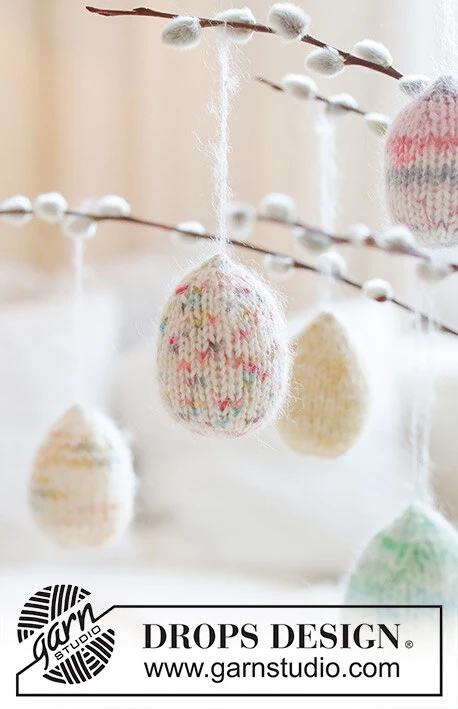 0-1658 Festive Bloom by DROPS Design