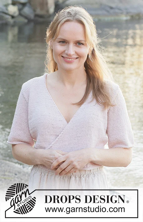 257-5 New Dawn Wrap by DROPS Design