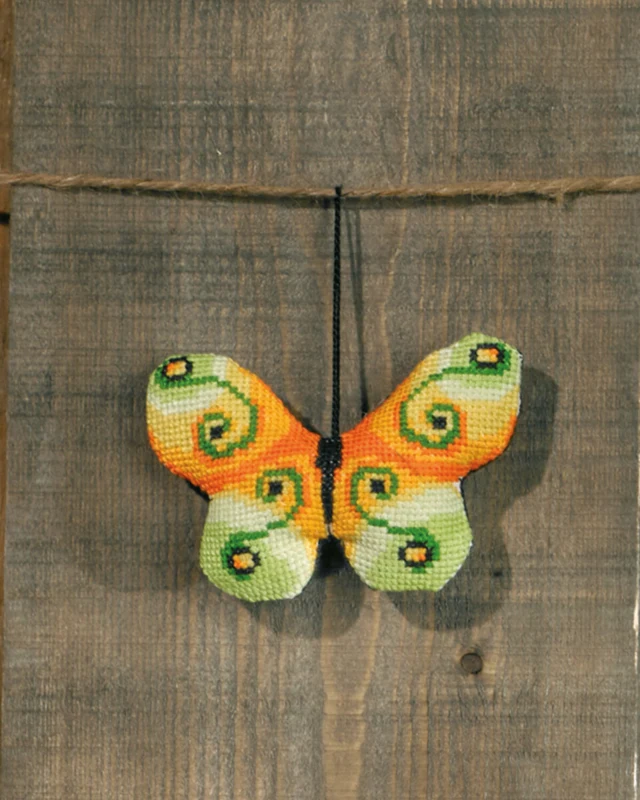Broderikit Sommerfugl lysgrøn m 053/99 9 x 6 cm